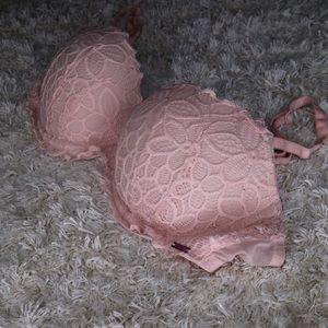 VS Pink lace push-up bra
